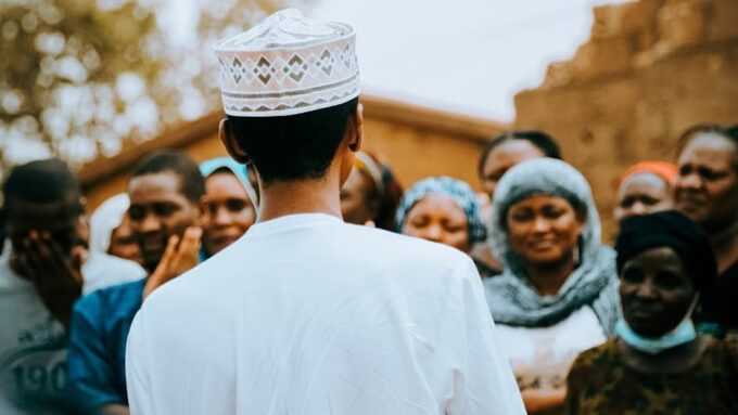 How to Build a Supportive Community Around You