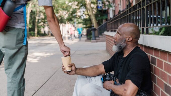 How Random Acts of Kindness Can Make the World Better