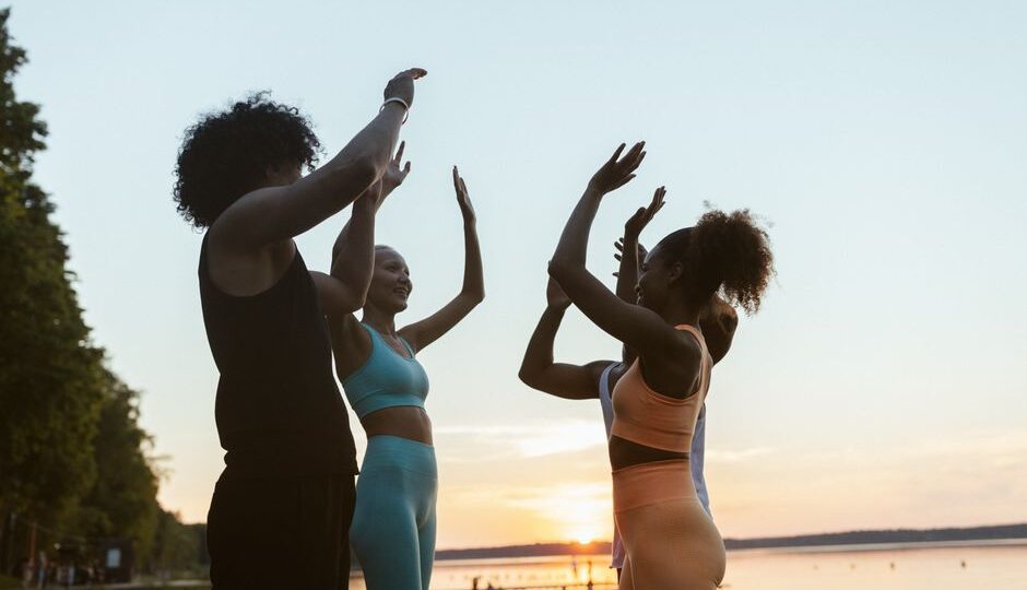 The Rise of Community-Fueled Fitness: How Neighborhood Workouts are Shaping 2026